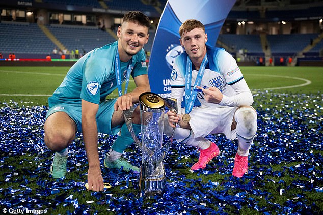 Palmer i James Trafford (lijevo) prošlog su ljeta zajedno osvojili U21 Europsko prvenstvo