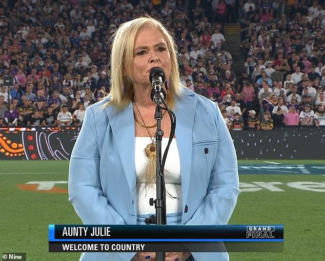 Teta Julie Jones održala je Welcome to Country na velikom finalu NRL-a 2024