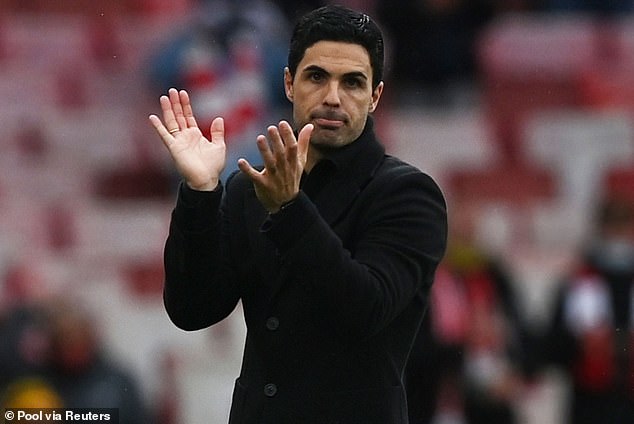 Mikel Arteta se nada da Arsenal može osvojiti naslov prvaka, ali sada se simulira da će sjediti u sredini tablice