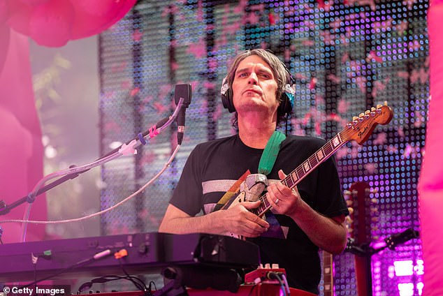 Bend je pokrenuo hitan apel nakon što je Charlotte 'Bowie' Drozd, 16, nestala oko 11:30 5. listopada u Seattleu, Washington, blizu Space Needlea - na slici je Charlottein tata Steven