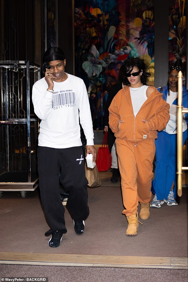 Rihanna je u srijedu uočena kako izlazi s partnerom A$AP Rockyjem