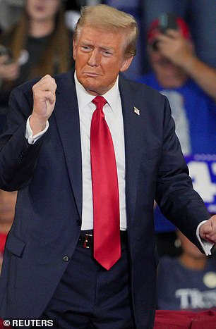 Čini se da WAG iz Miamija podržava Donalda Trumpa