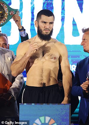 Beterbiev je bio tri unce lakši od WBA prvaka
