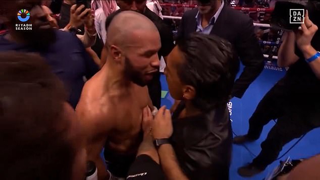 Conor Benn je u subotu navečer uletio u ring i suočio se s Chrisom Eubankom Jr., ponovno raspirujući žestoko rivalstvo između dvojice britanskih boraca