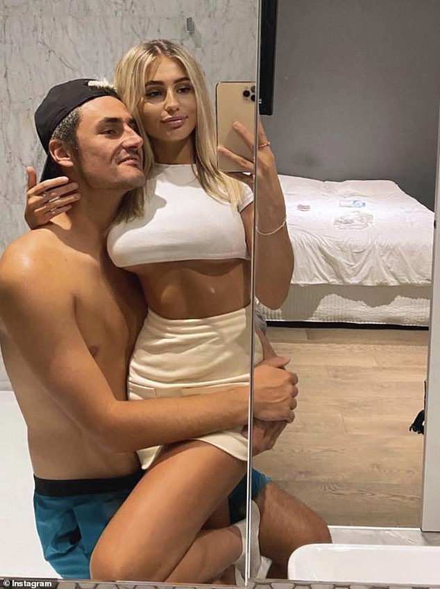 Kontroverzni Australac (na slici s djevojkom Keely Hannah) postigao je svoje najbolje rezultate u nizu godina