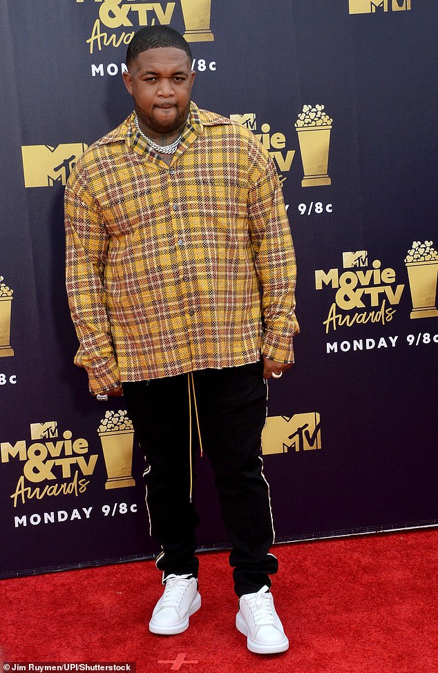 Morat će svojoj bivšoj plaćati 24,5 tisuća dolara mjesečno za alimentaciju za dijete, plus 315 tisuća dolara jednokratne isplate uzdržavanja supružnika i 275 tisuća dolara za nadoknadu za skupe stvari i nekretnine koje drži; viđen 2018. u Santa Monici, Kalifornija.