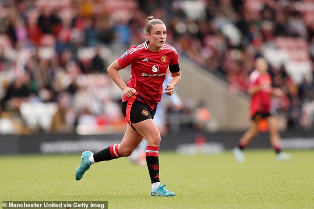 Ella Toone became the first outfield player to play 93 straight WSL matches for the same club