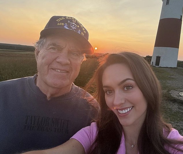 Belichick (72) bio je na naslovnicama zbog svoje romanse s 23-godišnjom bivšom navijačicom