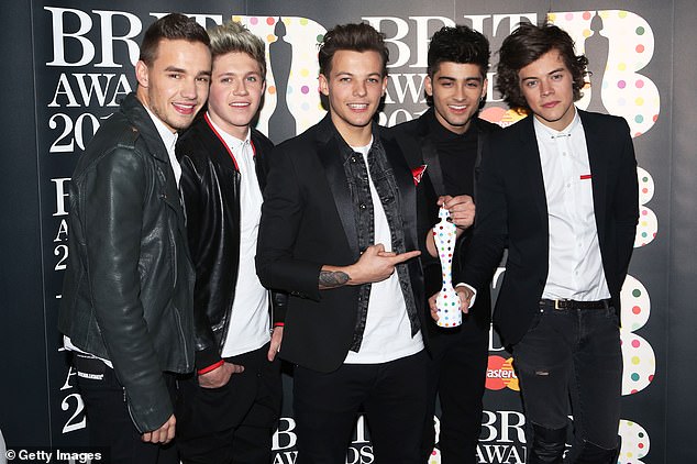 Engleska zvijezda proslavila se kao član boy benda One Direction, uz svoje bivše kolege iz benda Harryja Stylesa, Nialla Horana, Zayna Malika i Louisa Tomlinsona