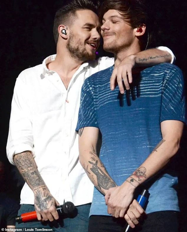 Louis Tomlinson podijelio je srceparajuću počast svom kolegi iz benda i 'bratu' Liamu Payneu, nakon njegove smrti u dobi od 31 godine