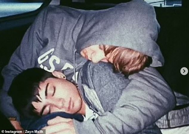 Zayn Malik zahvaljuje Liamu Payneu na podršci u 'teškim vremenima' unatoč 'svaljanju glava' u iskrenoj počasti kolegi iz benda One Direction u četvrtak navečer