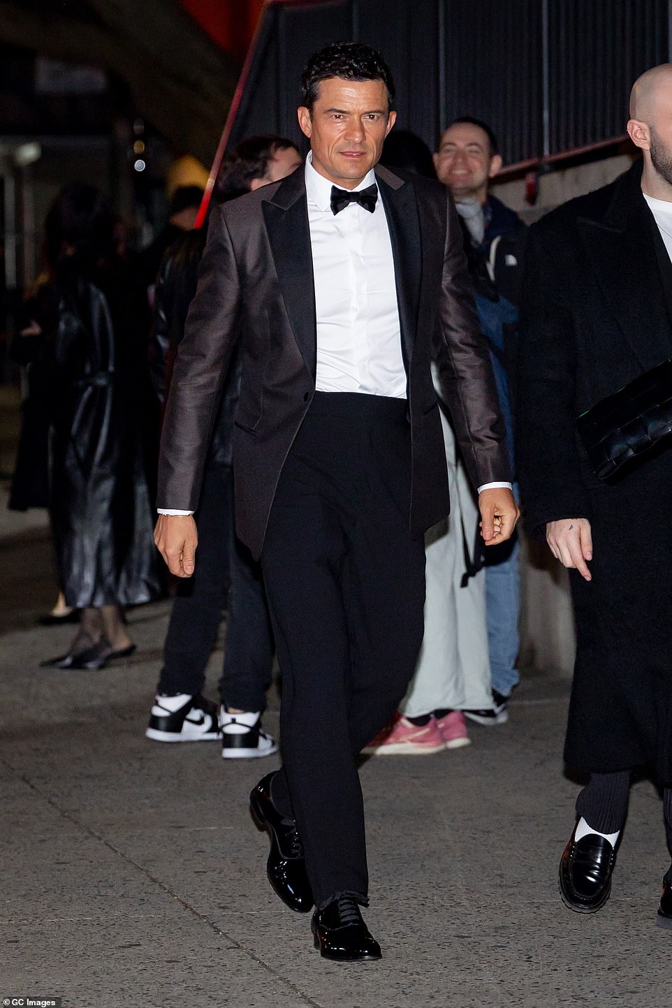 He was seen arriving to the event with a bodyguard