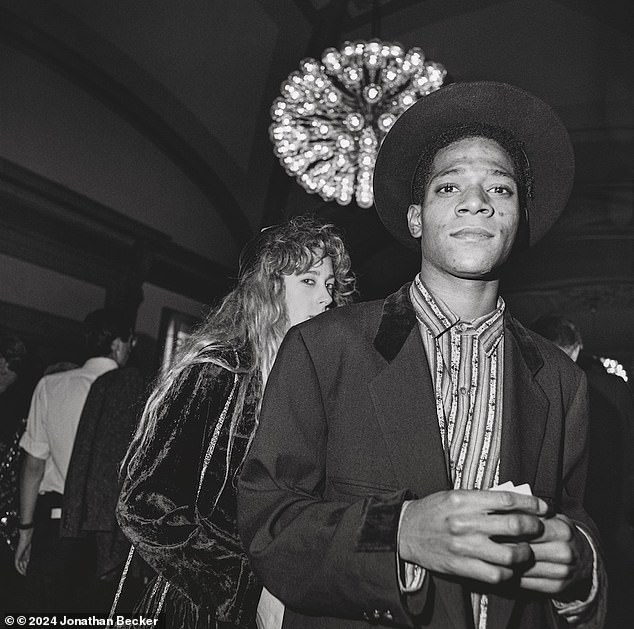 Jean-Michel Basquiat na otvorenju Pine Bausch na Glazbenoj akademiji u Brooklynu, listopada 1985.