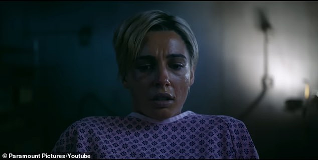 Naomi Scott glumi u Smile 2 kao pop zvijezda koja se priprema za svjetsku turneju koja se susreće s nizom zastrašujućih i neobjašnjivih događaja