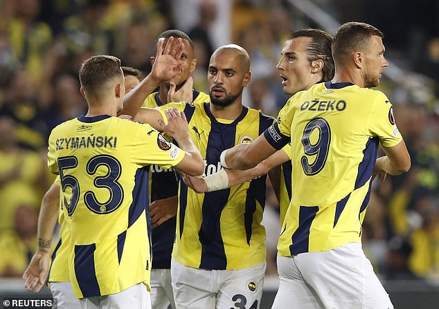 Mourinhu ipak nije bilo lako, Fenerbahče juri za prvim naslovom od 2014.