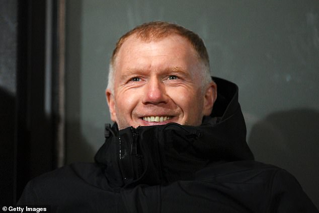 Paul Scholes ostaje uključen u klub i djeluje kao voditelj zapošljavanja u Salford Cityju