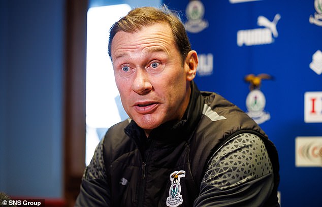 Evertonova legenda Duncan Ferguson smijenjen je s mjesta menadžera Inverness Caledonian Thistlea