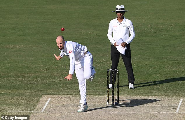 Osjećam kao da Jack Leach treba poraditi na svojoj varijaciji kako bi bolje prevario udarače