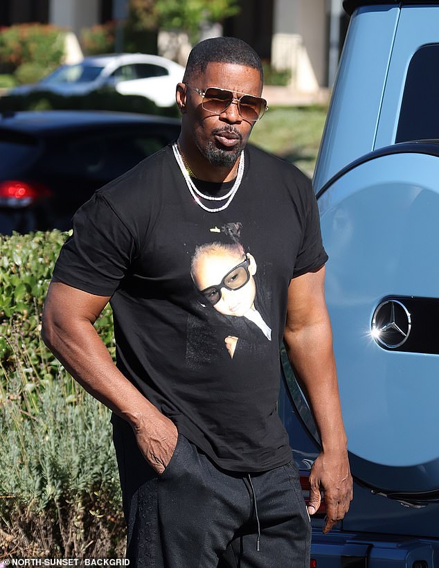 Jamie Foxx expertly sidestepped a question about whether Sean ' Diddy ' Combs had any connection to his mysterious 2023 hospitalization ¿a rumor that has been heating up online and reportedly surfaced while Foxx was filming his recent Netflix special