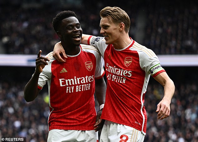 Bukayo Saka i Martin Odegaard dvojica su iz Arsenalovog kontingenta nominiranih za nagradu