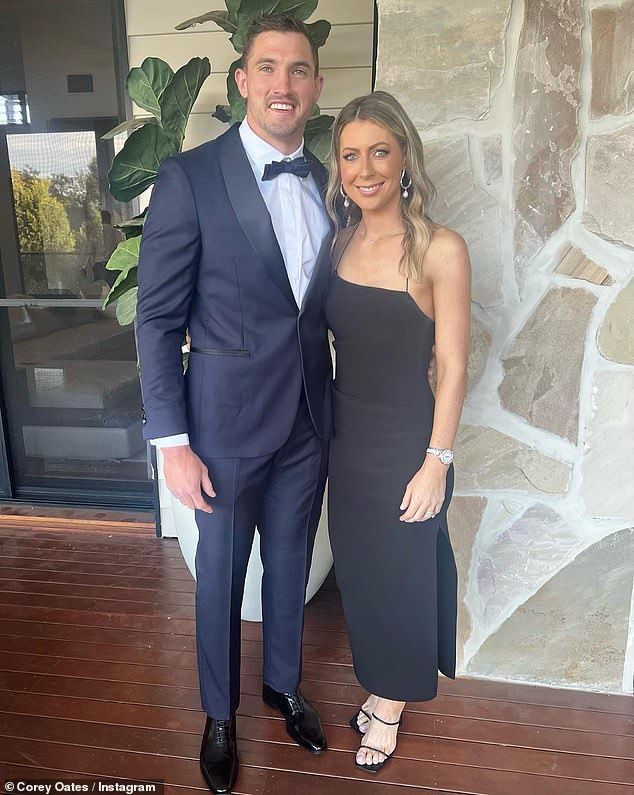 Prekrasno seosko imanje u Queenslandu u vlasništvu umirovljene NRL zvijezde Coreya Oatesa stiglo je na tržište. Na fotografiji sa suprugom Tegan