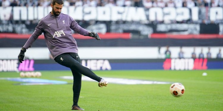 Alisson nokautiran u Crystal Palace-Liverpoolu, strahuje se od dugog prekida: evo što se filtrira