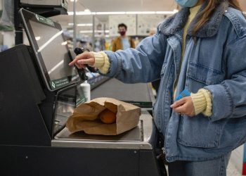 Anketa pokazuje da većina Amerikanaca kaže da im je gore nego prije četiri godine, slično izborima 1992