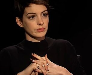 Anne Hathaway odgovara na reakciju zbog ‘zlog’ intervjua s istim novinarom iz zloglasnog videa Blake Lively