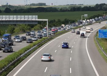 Auto Klub – Ako putujete u Njemačku, Austriju i Švicarsku: Koja je najmanja brzina kojom smijete voziti na autocesti?