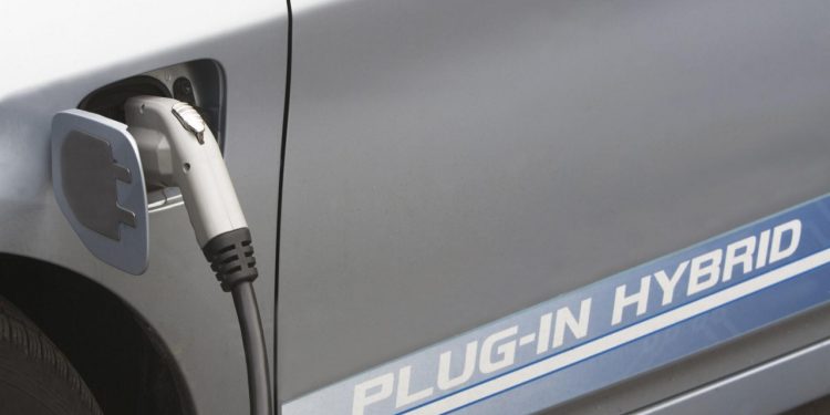 Auto Klub – Istraživanje: Jesu li plug-in hibridi zaista samo preskupi kompromis koji nema smisla i koji nitko ne želi?