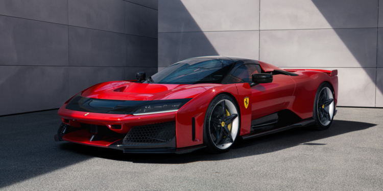 Auto Klub – Jesu li nešto zaboravili? Novi Ferrarijev hiperautomobil F80 s V6 motorom zvuči prilično dosadno