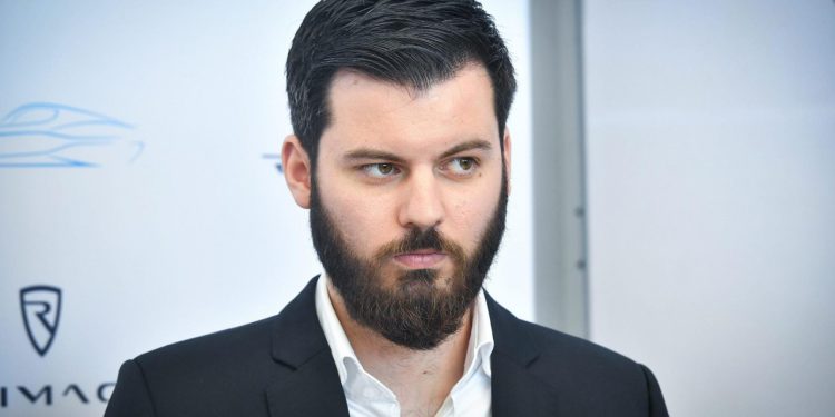 Auto Klub – Mate Rimac i šefovi Koenigsegga i Hennesseyja su međusobno testirali svoje automobile u prilogu Top Geara