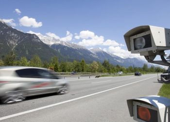 Auto Klub – Neslavna lista: Vozači ovih marki skupljaju daleko najviše prometnih kazni