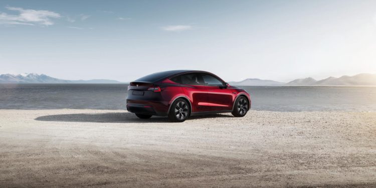 Auto Klub – Omiljeni obiteljski Tesla Model Y sada je dostupan i u konfiguraciji sa sedam sjedala