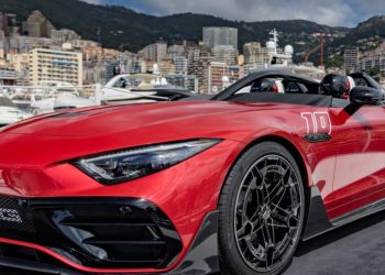 Auto Klub – Sakrili su ga od pogleda na rivi, ali ipak nedovoljno: U Zadru se snima reklama za Mercedes-AMG PureSpeed