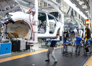 Automobilska industrija EU suočava se sa ‘užasnim padom’ – Bild — RT Business News