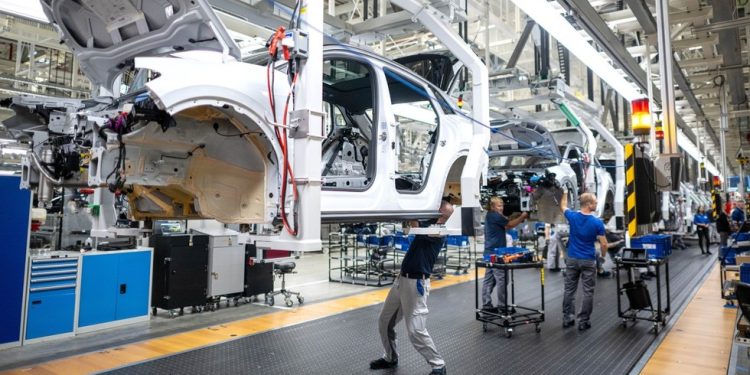 Automobilska industrija EU suočava se sa ‘užasnim padom’ – Bild — RT Business News