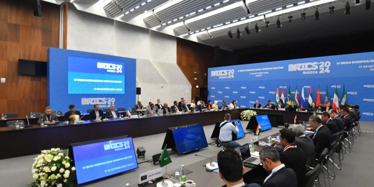 BRICS će raspravljati o novom globalnom financijskom sustavu – Reuters — RT World News