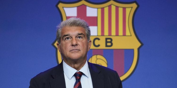 Barcelona, ​​​​bilans 23-24 zatvoren je na -91 milijun. Plaće smanjene za 170