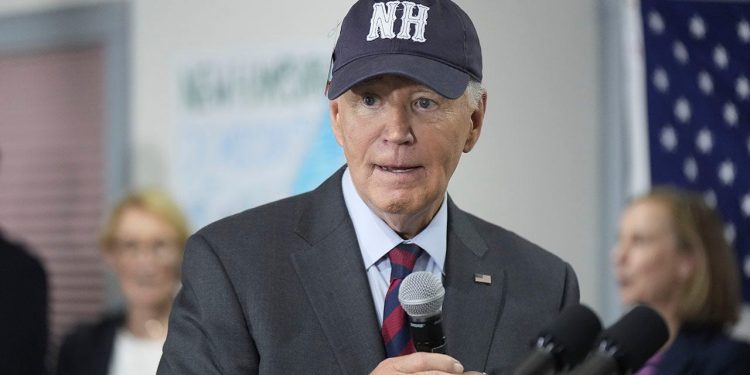 Biden poziva Trumpa da se politički zatvori