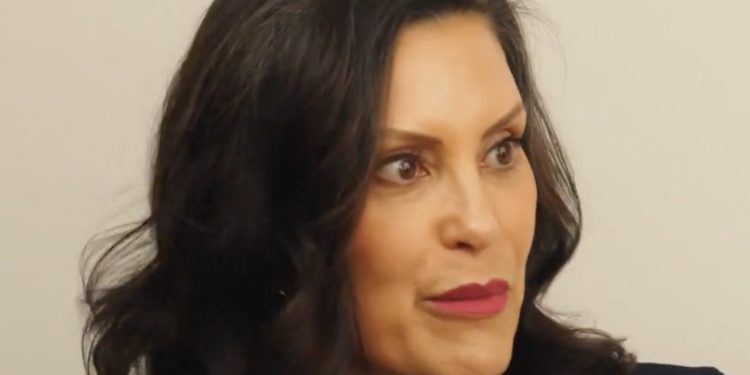 Biskupi i katolici na nogama: Guvernerka u videu ismijala Euharistiju