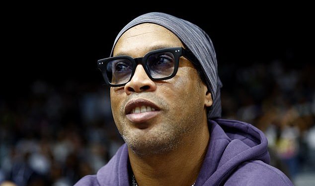 Brazilska nogometna mega zvijezda kreće u Sydney na epski obračun protiv All-Starsa ​​Tima Cahilla