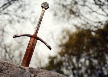 British Council tvrdi da je kralj Arthur ‘LGBTQ’ — RT World News