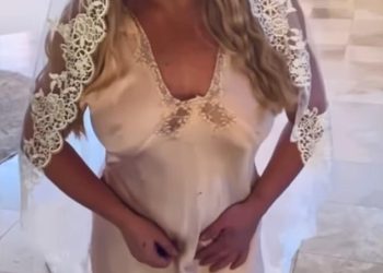 Britney Spears objavljuje da se ponovno ‘udala’ u bizarnoj objavi godinu dana nakon razvoda