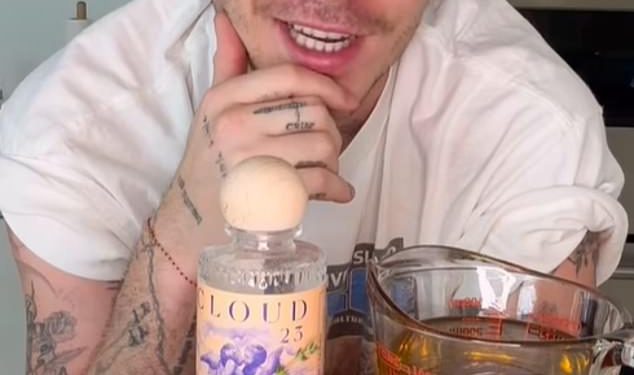 Brooklyn Beckham priprema maslinovo ulje s dodatkom češnjaka i otkriva kako obožavatelji mogu ponovno upotrijebiti bocu njegovog novog ljutog umaka od £15