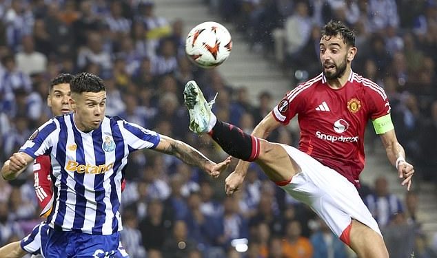 Bruno Fernandes je ‘učiteljev ljubimac’, ali greši baš kad ga šef Man Uniteda Erik ten Hag najviše treba… statistika mu je jako loša i izgleda frustriranije nego ikada prije