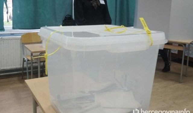 ČITLUK Poznato koliko birača od njih 14.175 do 11 sati iskoristilo pravo glasa