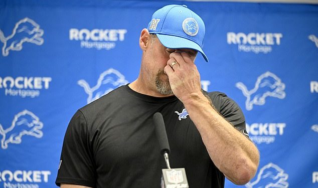Dan Campbell odaje emotivnu počast Aidanu Hutchinsonu nakon što je zvijezda Detroit Lionsa pretrpjela užasan slom noge tijekom pobjede nad Dallas Cowboysima