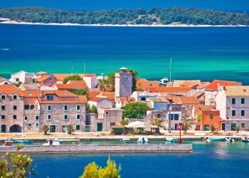 Danas sunčano i more mirnije