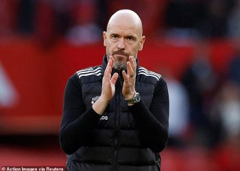 Dvaput sam se sukobio s Erikom ten Hagom u posljednjih šest mjeseci – ali njegovo hvalisanje zvuči prazno. Istina je da je Man United bio užasan i bez smjera pod njim, piše IAN LADYMAN